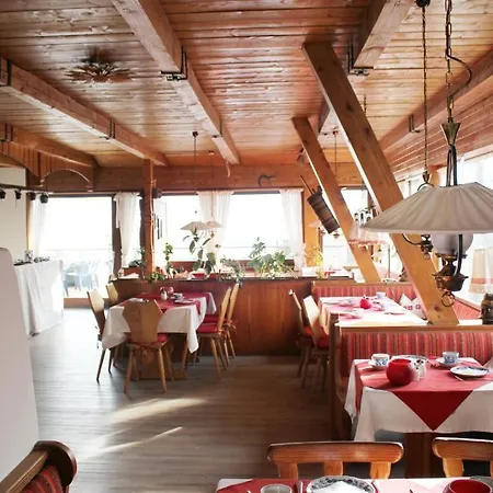 Burgdacherl Hotel